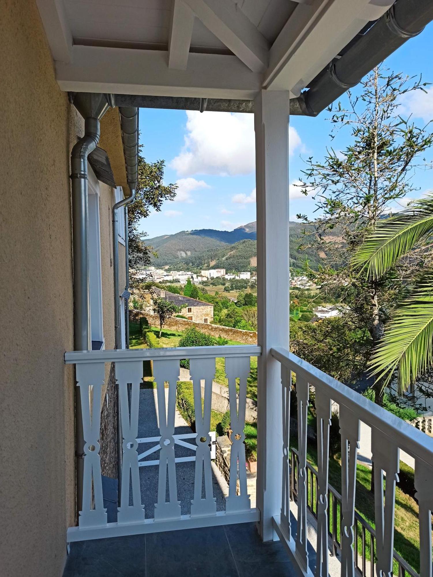 Apartamentos Minas De Silvarosa Viveiro Extérieur photo