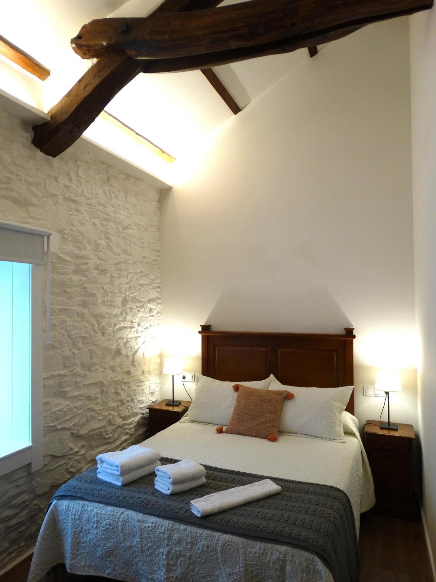Apartamentos Minas De Silvarosa Viveiro Extérieur photo